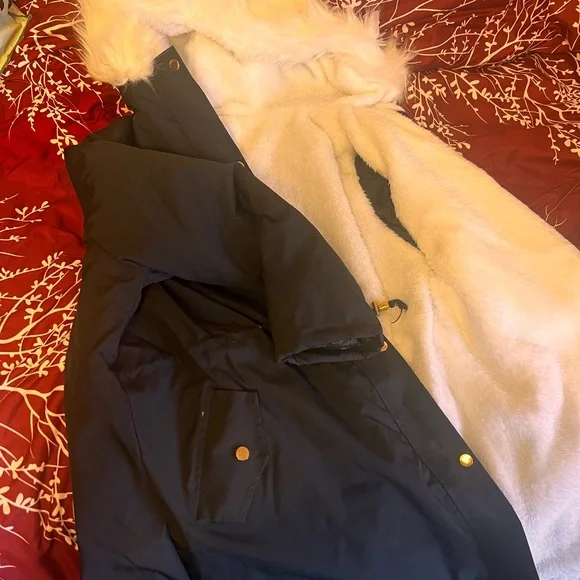 Women's Black Jacket with Faux Fur Lining - Picture 3 of 5